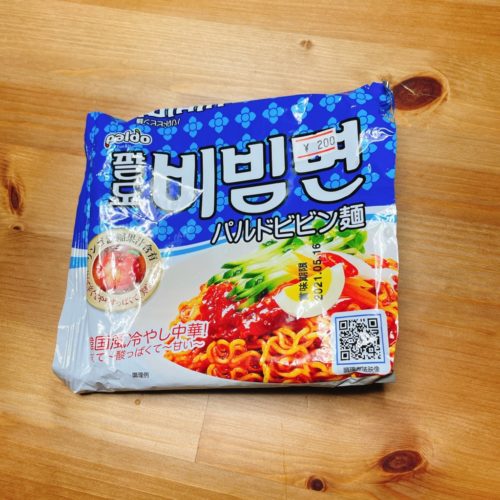 韓国のパルドビビン麺